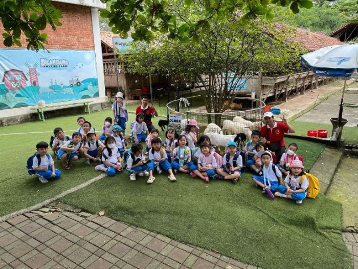 PETUALANGAN SERU KELAS 1