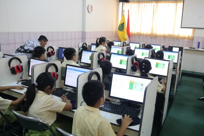 Rahasia Sukses AKM Numerasi! Metode Menyenangkan di SDK Sang Timur Kebon Jeruk